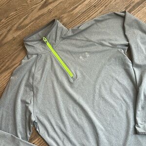 Under Armour UA Mens Running 1/4 Zip fitted Top Medium Gray EUC